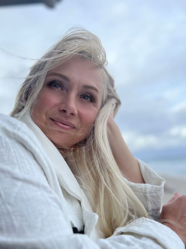 Top Hair Salon in Boca Raton | Makeup, Nails, Extensions – Serves Delray Beach, Parkland, Highland Beach & Lighthouse Point 28 c 1729287374306 personal 1729287374066 1729287374066 inna tsalkovich img 5827 Top Hair Salon in Boca Raton | Makeup, Nails, Extensions – Serves Delray Beach, Parkland, Highland Beach & Lighthouse Point