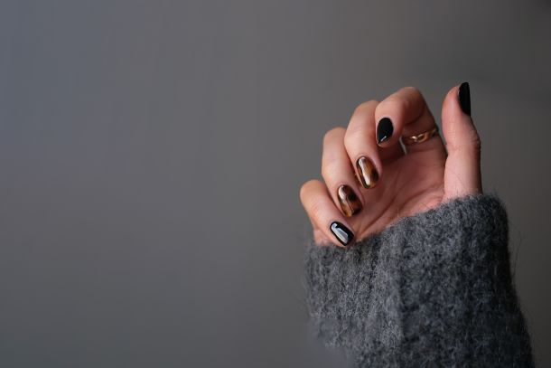 European / Russian Manicure