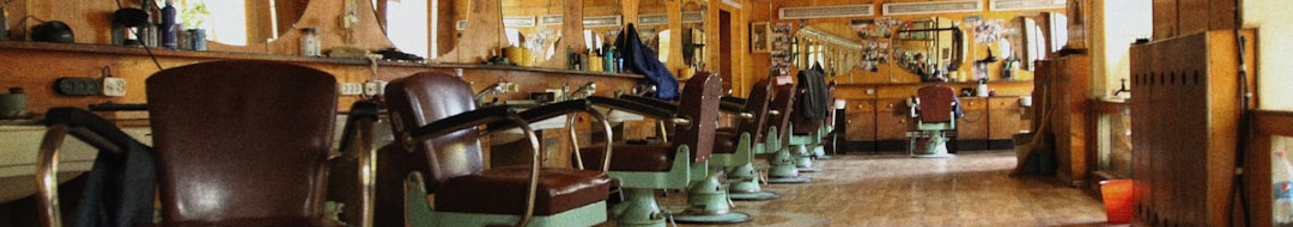 featured 1755648198.219004 6b1a25b5 Salon Self-Care and Beauty Routines