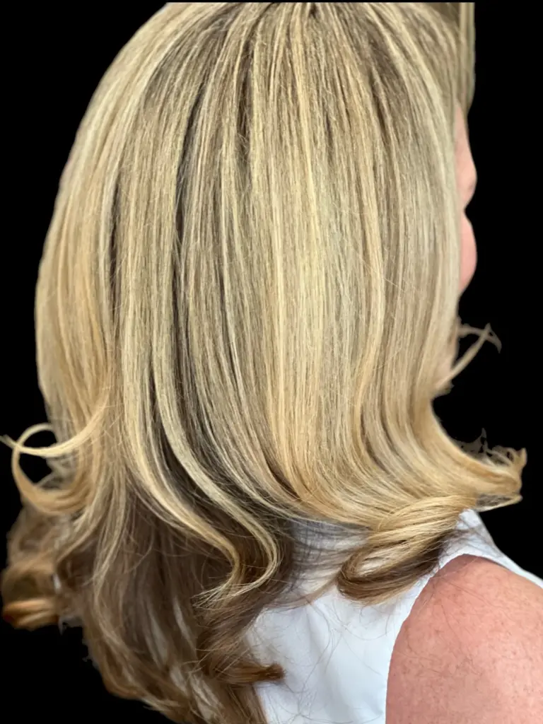 Full Head Highlights vs Partial Highlights: Which Do You Need? 3 Bright blonde highlights created by a Hairmess Salon colorist