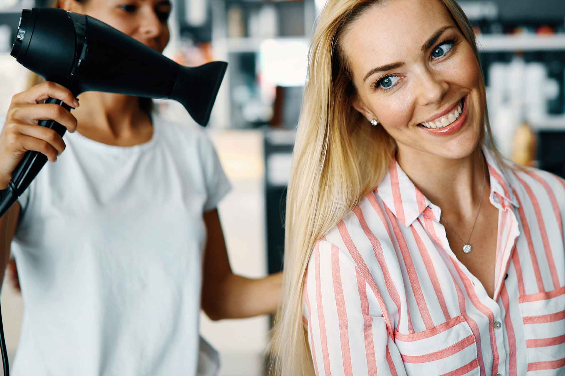 happy-woman-at-the-hair-salon
